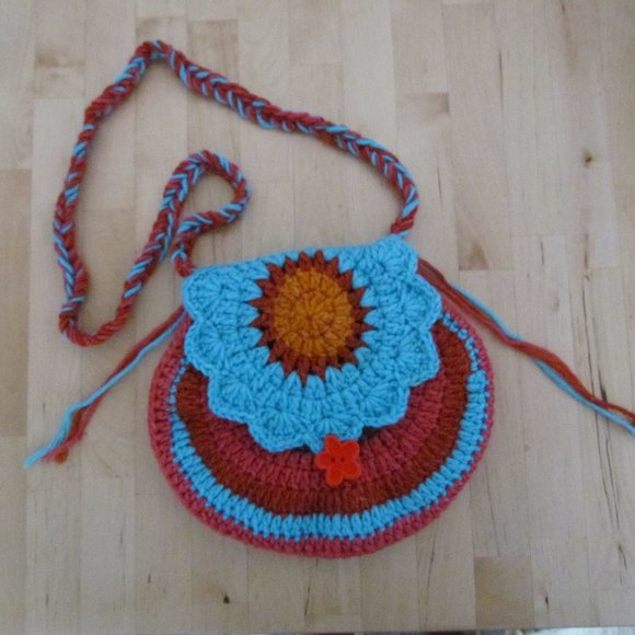 Taller de ABU handmade crochet purse - Picture 1 of 16